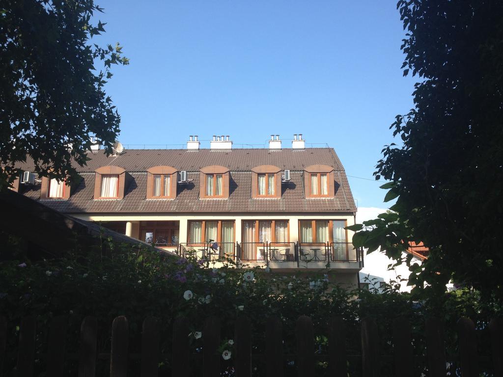 Hotel Family Balatonföldvár Dış mekan fotoğraf