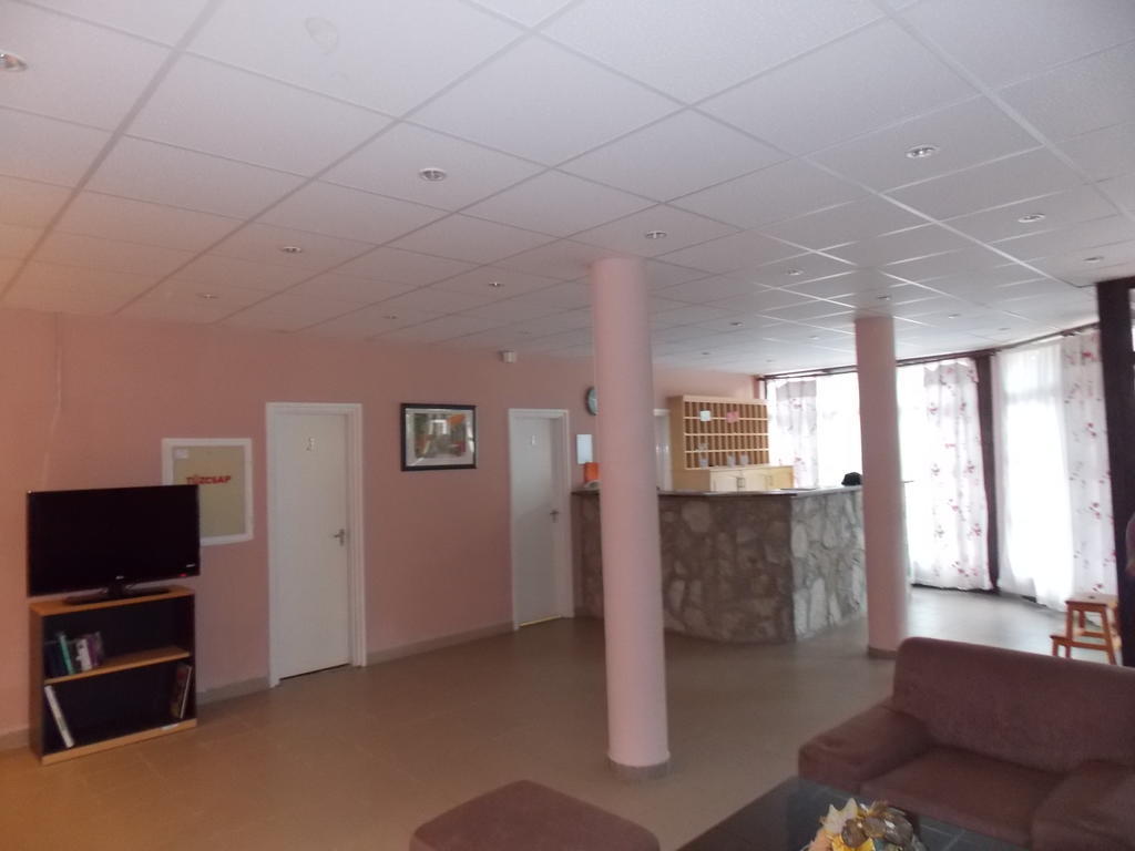 Hotel Family Balatonföldvár Dış mekan fotoğraf