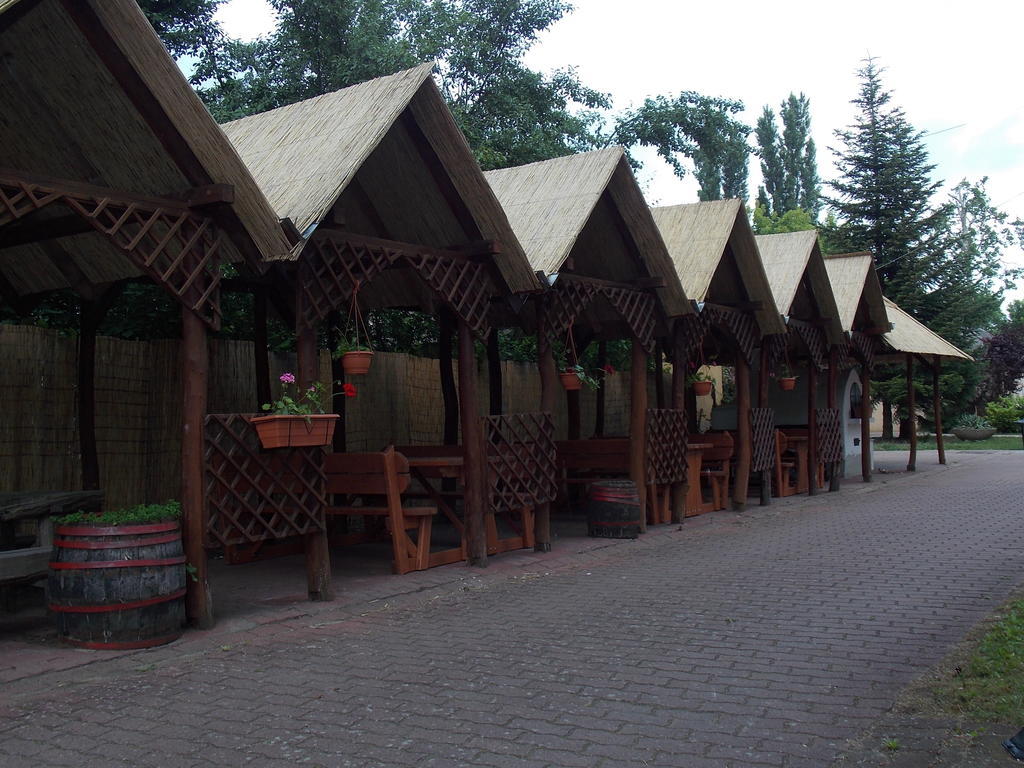 Hotel Family Balatonföldvár Dış mekan fotoğraf